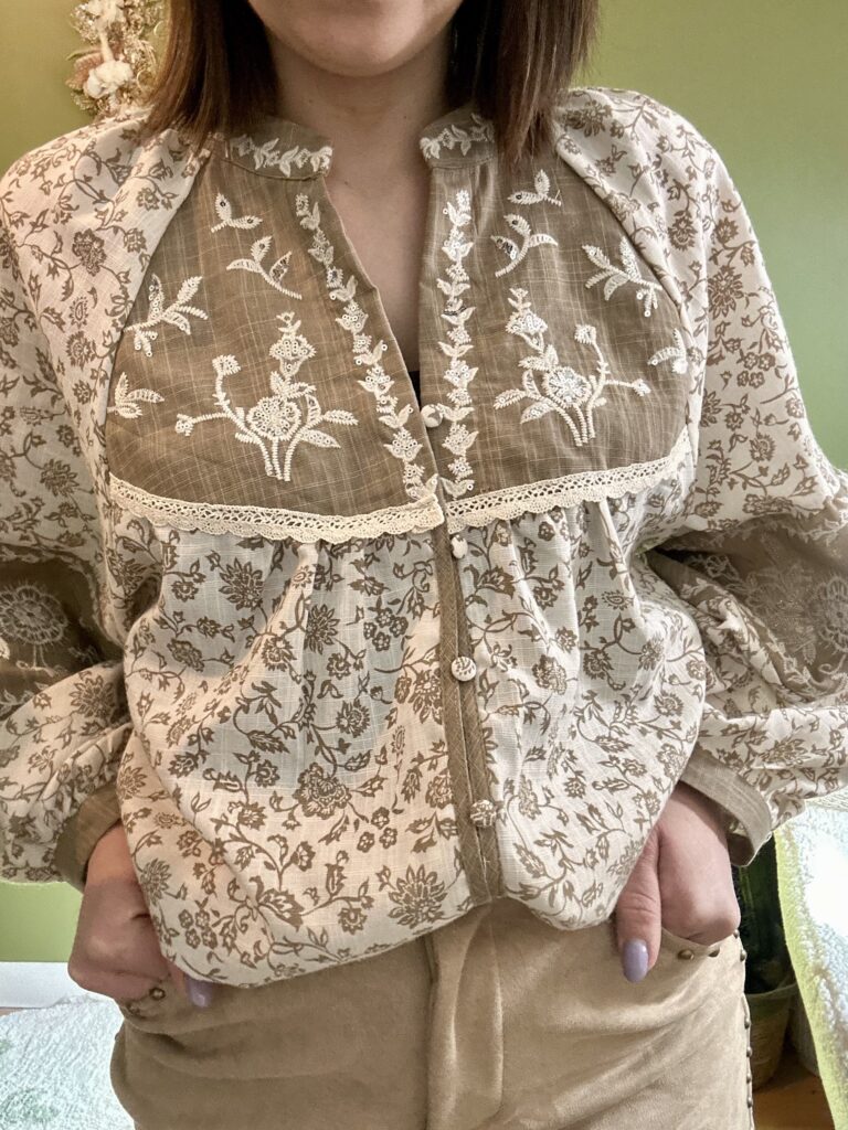 BLOUSES